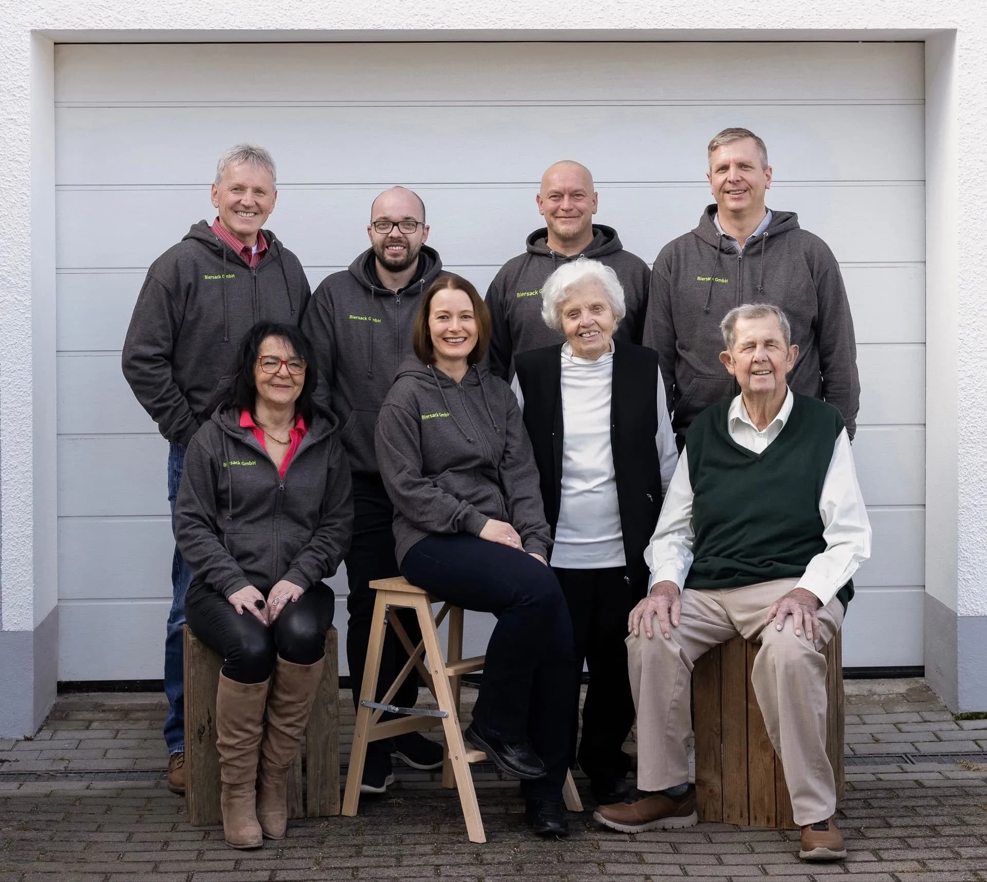 Das Team der familiengeführten Biersack GmbH aus Nittenau. Schädlingsbekämpfung in der ganzen Oberpfalz und Landkreise Straubing, Landshut und Kelheim.